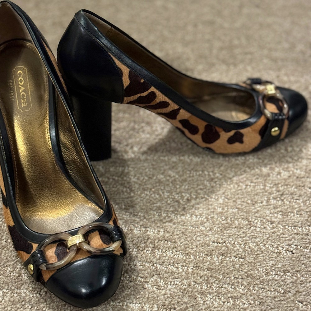 Beautiful Coach heels Leopard print. Size 7.5